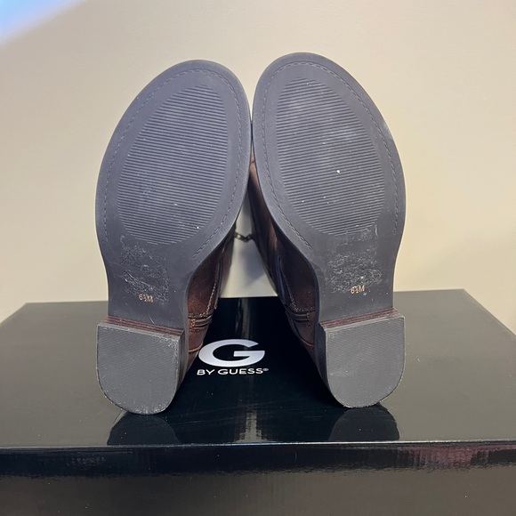 Guess Dark Brown Boot - Picture 6 of 7